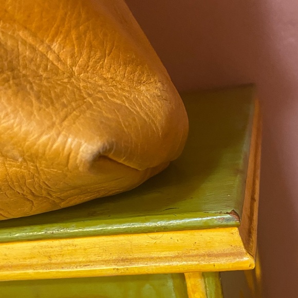 Ceri Hoover Kennon Shoulder Bag Made in L.A. Tan Leather Suede Flap Retails $425 - Picture 5 of 12